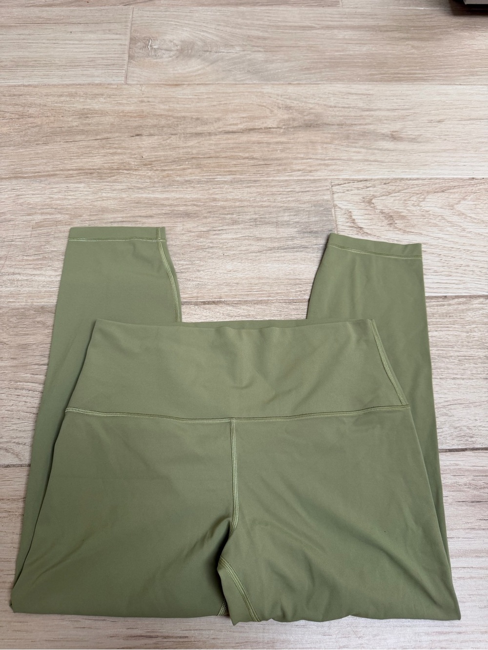 Lululemon High-Rise Olive Green Women’s Performance Leggings